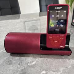 SONYウォークマンNW-E083K 4GBレッド - メルカリ