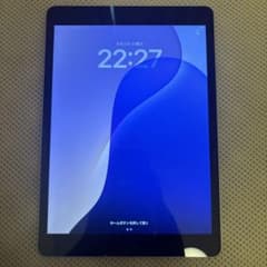 Apple iPad (第9世代) シルバー 64GBのサムネイル