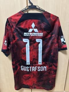 浦和レッズ Nike ユニフォーム グスタフソン 11 XL - メルカリ
