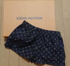 LOUIS VUITTON ショートパンツのサムネイル