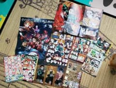 【鬼滅の刃】ポスター　シール　しおり　詰め合わせのサムネイル