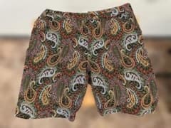 ペイズリー柄ショートパンツ　メンズ　カーテン生地風のサムネイル