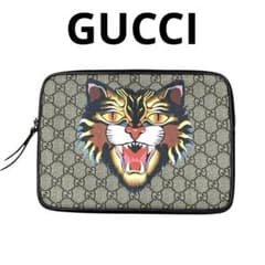 GUCCI アングリーキャットクラッチバッグ GGスプリーム - メルカリ