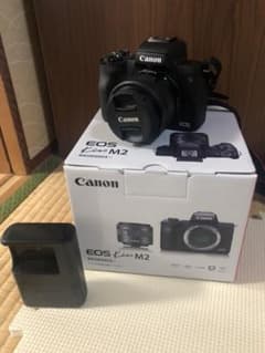 Canon EOS Kiss M2 標準レンズのサムネイル