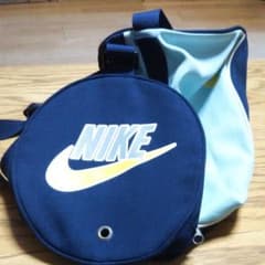NIKEプールバックのサムネイル