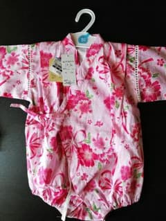 【新品 未使用】 甚平　ロンパース 女の子のサムネイル