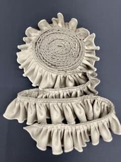 4.3m　フリルテープ　ハンドメイド　ゴールド系のサムネイル
