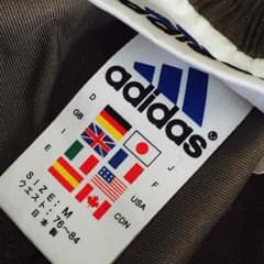 Adidas ハーフパンツのサムネイル