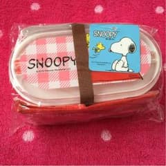スヌーピー 二段お弁当箱&巾着セット《赤》のサムネイル