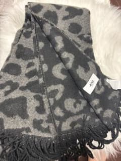 AZUL BY MOUSSY レオパード柄 マフラーのサムネイル