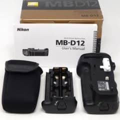 【超美品】Nikon マルチパワーバッテリーパック MB-D12のサムネイル