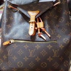 LOUIS VUITTONミニリュックのサムネイル