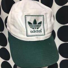 adidas originals キャップのサムネイル