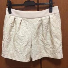 新品＊タグ付  LUCAショートパンツのサムネイル