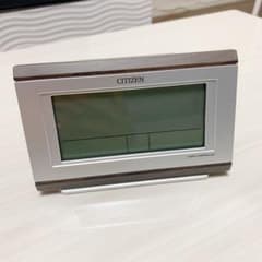 CITIZEN 電波時計　置き時計のサムネイル