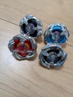 ベイブレードX 4個セット 未使用品のサムネイル