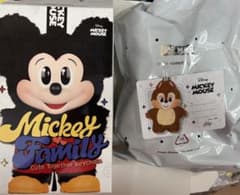【新品・未使用】ポップマート ミッキーファミリー チップ キーホルダーのサムネイル
