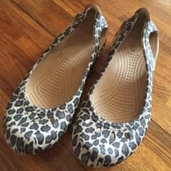 crocs♡7のサムネイル