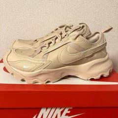 NIKE ナイキ TC 7900 ウィメンズ 24cm ベージュ スニーカー - メルカリ