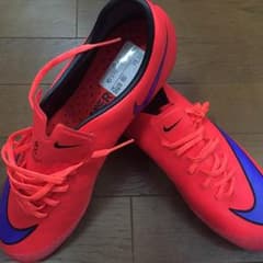 NIKE サッカー スパイクのサムネイル