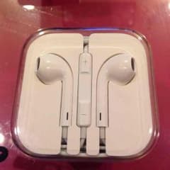 iPhone純正 イヤホンのサムネイル