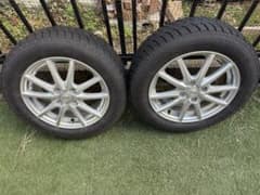 スタッドレスタイヤ 175/65/R15 4本　 15インチのサムネイル