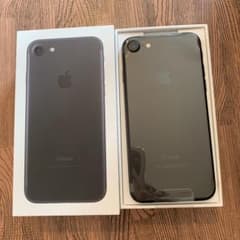 ※もも様専用※       iPhone7 32GB 新品 SIMフリーのサムネイル