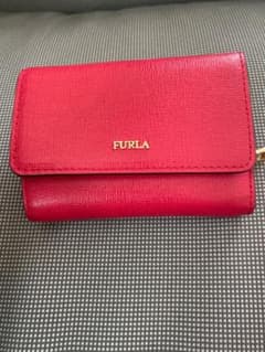 Furla red walletのサムネイル