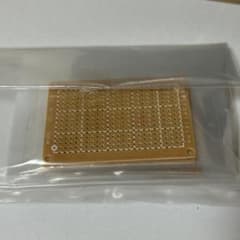 ユニバーサル基板 片面フェノール 47×72mm 12枚のサムネイル