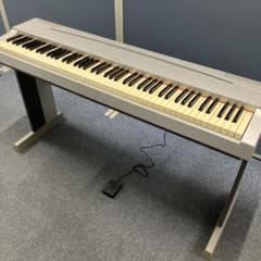 電子ピアノ YAMAHA P-70 - メルカリ