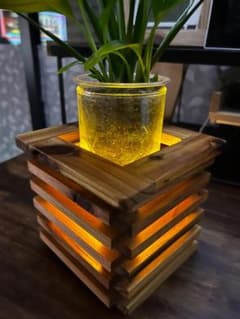 植物と光のある暮らしに／積層デザインの木製間接照明（USBライト付き