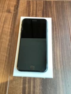 iphone se2 64GB ブラック simフリーのサムネイル