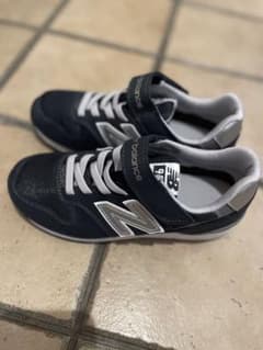 New Balance ネイビー スニーカー　22センチのサムネイル