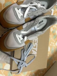 NOVESTA  スニーカーのサムネイル