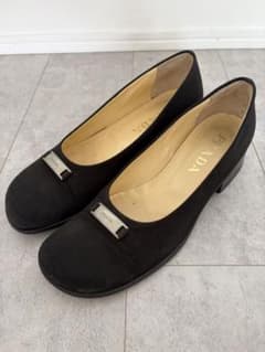 PRADA パンプス ブラックのサムネイル