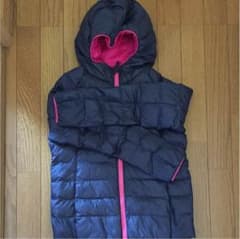 UNIQLO 150cm 中綿入りアウターのサムネイル