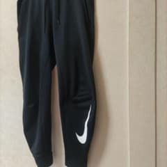 ナイキ ブラック ジョガーパンツ
