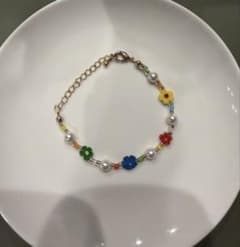 カラフルフラワー ビーズブレスレットのサムネイル