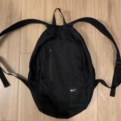 【大幅値下げ】Nike ナイキ　リュック バックパック ブラックのサムネイル