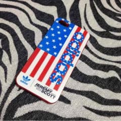 adidas あいほんケースのサムネイル