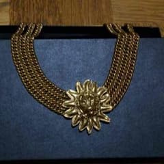 送料込CHANELライオンネックレスのサムネイル