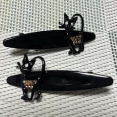 accaヘアクリップ　黒猫のサムネイル