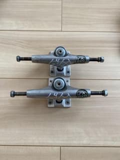 Thunder トラック　145 HI [即日発送可能]のサムネイル