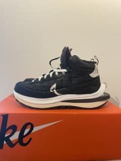 ナイキJean-PaulGaultier×sacai×Vapor Waffleのサムネイル