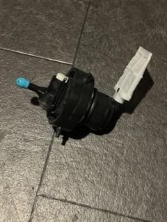 NISSAN (日産) 純正部品 フューエルポンプ　ダットサン ダットラ NISSAN (日産) 純正部品 フューエルポンプ ダットサン ダットラ