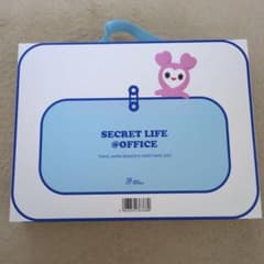 twice secret life office 2023 シーグリ グッズのサムネイル