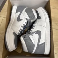 Nike Air Jordan 1 HIGH OG ホワイト/グレーのサムネイル