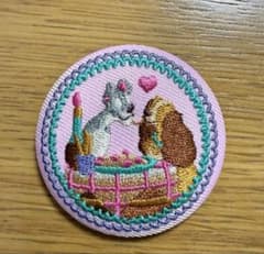 ディズニー刺繍缶バッチ　わんわん物語のサムネイル