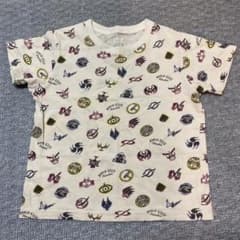 ユニクロ Tシャツのサムネイル