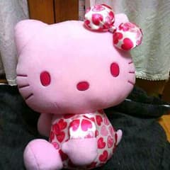 一番くじラスト賞ハローキティのぬいぐるみのサムネイル